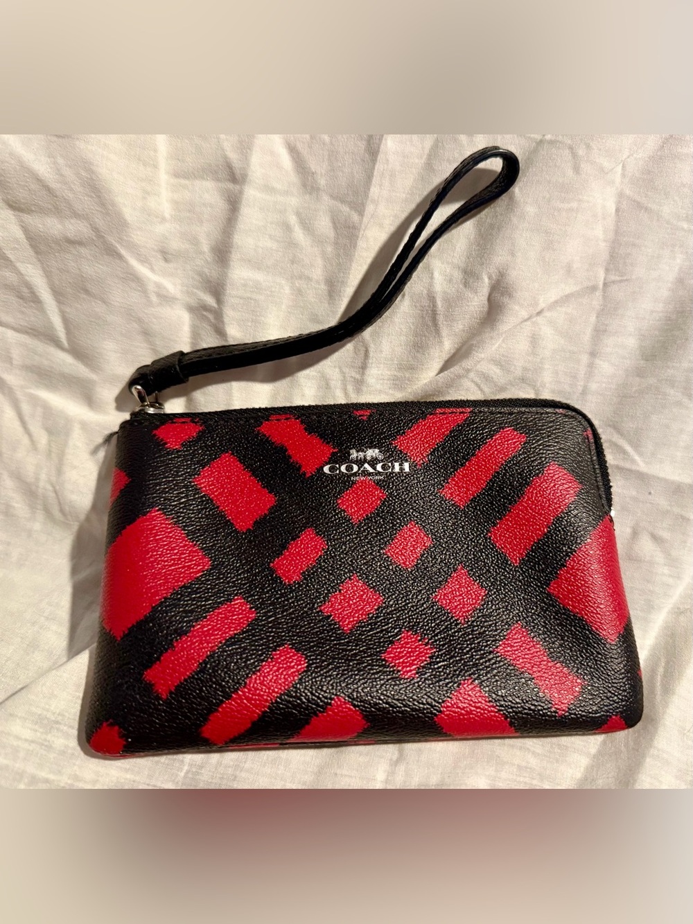 #Retro Y2K Coach Corner Zip Wristlet